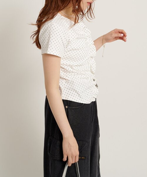 w closet（ダブルクローゼット）の「なみなみドットTC/D（Tシャツ/カットソー・レディース・ブルー/ブラック/オフホワイト/グレー・FREE）」の6枚目の写真