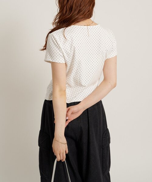 w closet（ダブルクローゼット）の「なみなみドットTC/D（Tシャツ/カットソー・レディース・ブルー/ブラック/オフホワイト/グレー・FREE）」の7枚目の写真