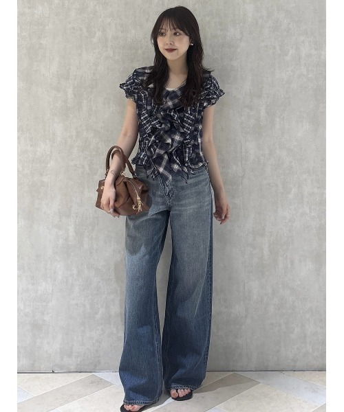 SLY(スライ)の「MIX FRILL COMPACT BL ミックスフリルコンパクトブラウス 夏服 秋服(シャツ/ブラウス・レディース・アイボリー/ネイビー系/ブラック系その他2・FREE)」の22枚目の写真