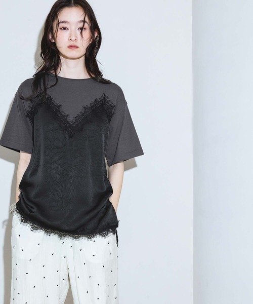 LAKOLE(ラコレ)の「サテンドッキングT / 1023225(Tシャツ/カットソー・レディース・チャコール/オフホワイト/ライトブルー・FREE)」の4枚目の写真