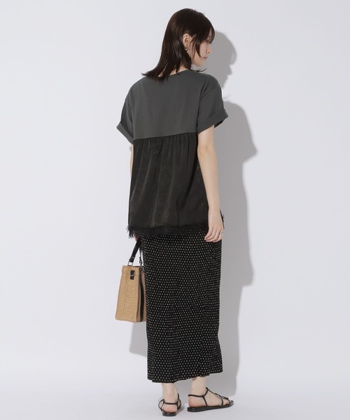 LAKOLE(ラコレ)の「サテンドッキングT / 1023225(Tシャツ/カットソー・レディース・チャコール/オフホワイト/ライトブルー・FREE)」の13枚目の写真