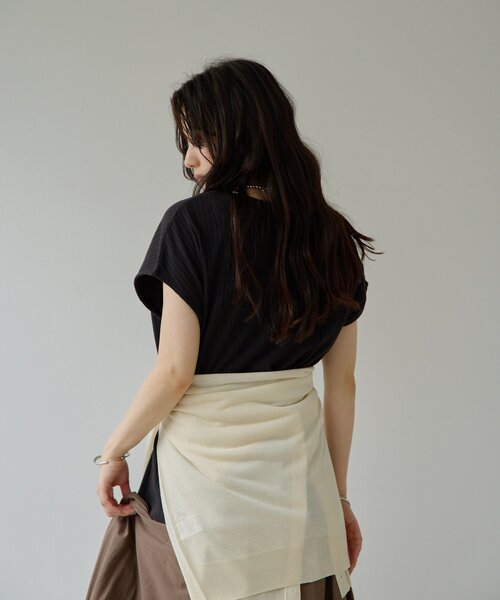 DISCOAT(ディスコート)の「【Noka/WEB限定】ワイドリブフレンチTシャツ(Tシャツ/カットソー・レディース・オフホワイト/ブラウン/ブラック・FREE)」の21枚目の写真