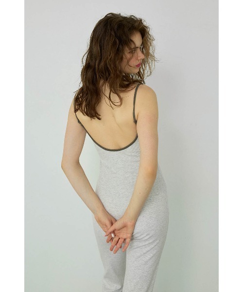 ALEXIA STAM（アリシアスタン）の「Contrast Color Cami Jumpsuit /パッドinジャンプスーツ（ワンピース・レディース・グレー/ブラウン/ネイビー・S/M/L）」の6枚目の写真