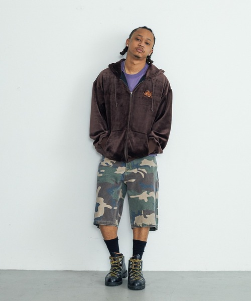 XLARGE(エクストララージ)の「TAGGING VELOUR ZIP HOODIE(パーカー・メンズ・ネイビー/ブラウン/ブラック・S/M/L/XL)」の11枚目の写真