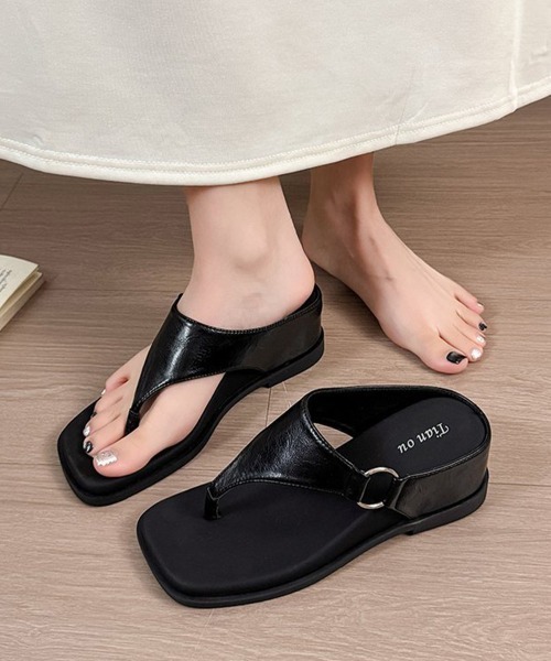 Miniministore(ミニミニストア)の「厚底トングサンダルスクエアトゥミュール夏(サンダル・レディース・ベージュ/ブラック/シルバー/アイボリー・23.0cm/24.5cm/24.0cm/22.5cm/23.5cm)」の1枚目の写真