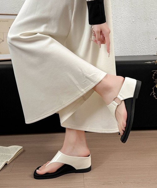 Miniministore(ミニミニストア)の「厚底トングサンダルスクエアトゥミュール夏(サンダル・レディース・ベージュ/ブラック/シルバー/アイボリー・23.0cm/24.5cm/24.0cm/22.5cm/23.5cm)」の10枚目の写真