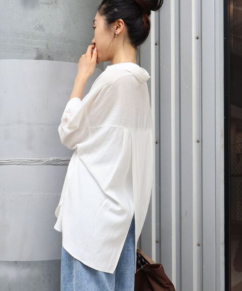 le.coeur blanc（ルクールブラン）の「バッククロススキッパーシャツ（シャツ/ブラウス・レディース・オフホワイト・38）」の4枚目の写真