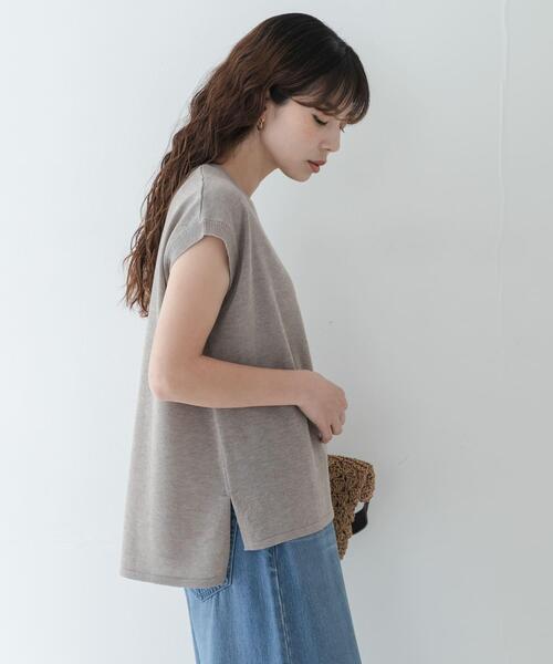 URBAN RESEARCH Sonny Label(アーバンリサーチサニーレーベル)の「リネンライクフレンチスリーブサマーニットプルオーバー(ニット/セーター・レディース・ベージュ系その他/チャコールグレー・FREE)」の10枚目の写真