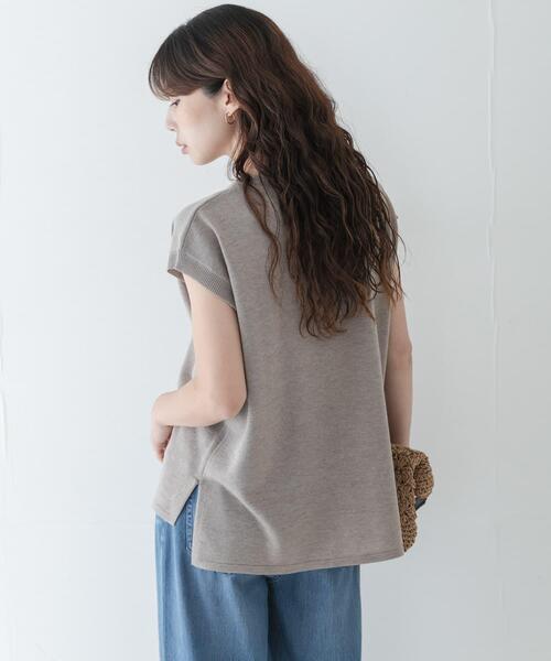 URBAN RESEARCH Sonny Label(アーバンリサーチサニーレーベル)の「リネンライクフレンチスリーブサマーニットプルオーバー(ニット/セーター・レディース・ベージュ系その他/チャコールグレー・FREE)」の11枚目の写真