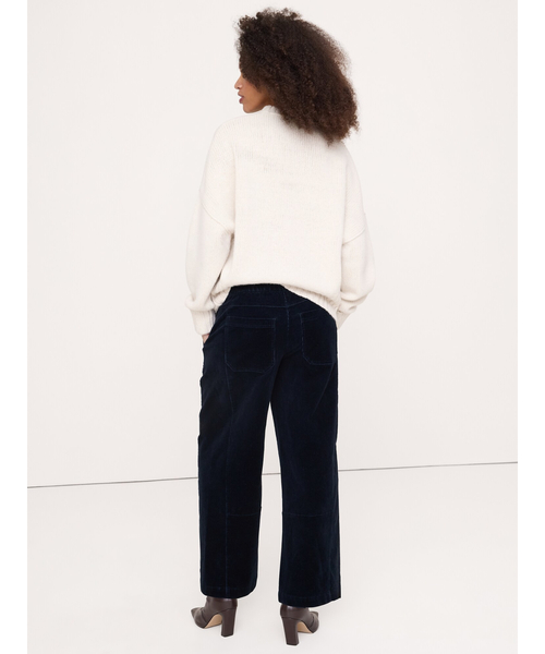 Banana Republic(バナナリパブリック)の「ミッドライズ リラックス コーデュロイ ペインター プルオン パンツ(その他パンツ・レディース・ネイビー/オリーブ/オフホワイト/キャメル・XS/S/M/L)」の6枚目の写真