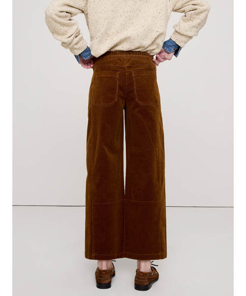 Banana Republic(バナナリパブリック)の「ミッドライズ リラックス コーデュロイ ペインター プルオン パンツ(その他パンツ・レディース・ネイビー/オリーブ/オフホワイト/キャメル・XS/S/M/L)」の8枚目の写真