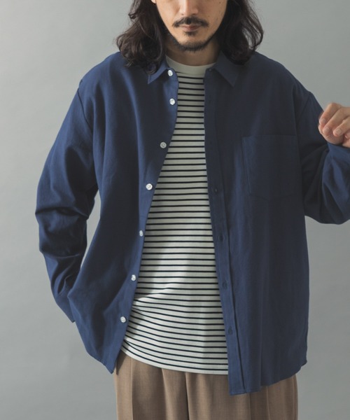 ITEMS URBANRESEARCH（アイテムズ アーバンリサーチ）の「ソフトタッチフランネルレギュラーカラーシャツ（シャツ/ブラウス・メンズ・ネイビー/オフホワイト/グレー/ブルー・LARGE/MEDIUM）」の3枚目の写真