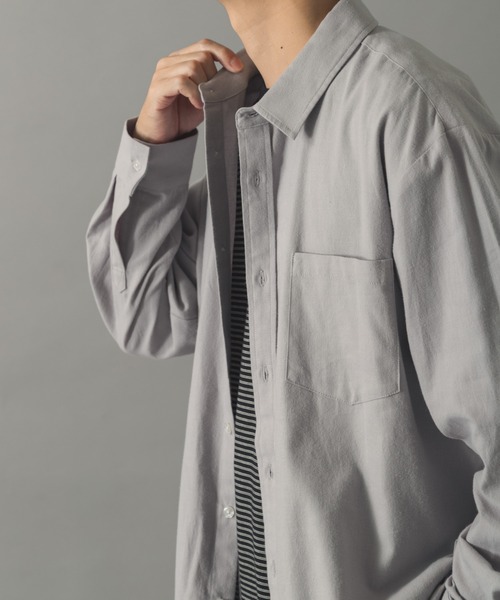 ITEMS URBANRESEARCH（アイテムズ アーバンリサーチ）の「ソフトタッチフランネルレギュラーカラーシャツ（シャツ/ブラウス・メンズ・ネイビー/オフホワイト/グレー/ブルー・LARGE/MEDIUM）」の6枚目の写真