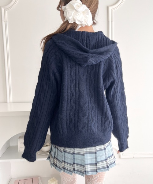 Loueme(ルエム)の「ケーブルニットダブルジップフーディ(カーディガン/ボレロ・レディース・グレー/ネイビー/アイボリー・FREE)」の3枚目の写真