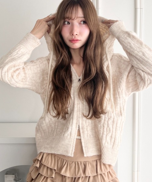 Loueme(ルエム)の「ケーブルニットダブルジップフーディ(カーディガン/ボレロ・レディース・グレー/ネイビー/アイボリー・FREE)」の1枚目の写真