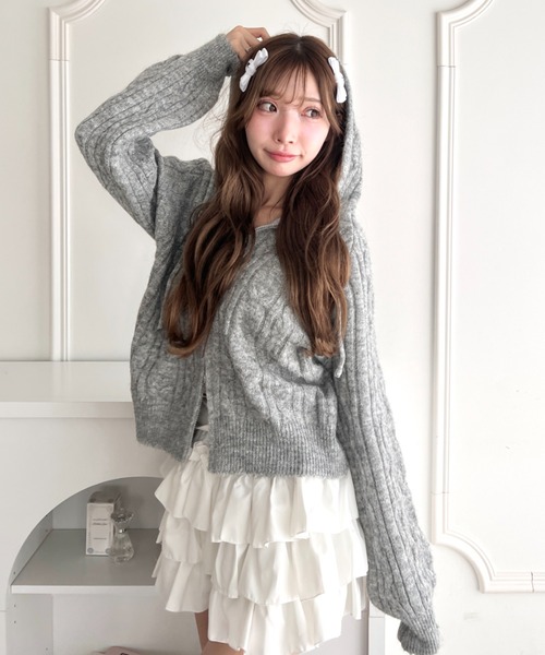 Loueme(ルエム)の「ケーブルニットダブルジップフーディ(カーディガン/ボレロ・レディース・グレー/ネイビー/アイボリー・FREE)」の8枚目の写真