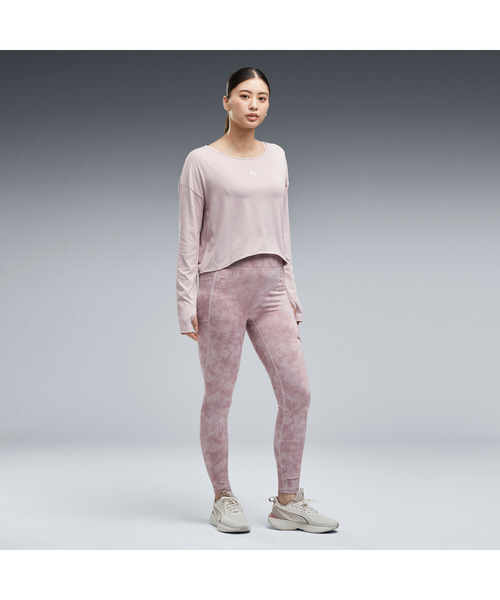 PUMA(プーマ)の「PUMA プーマ ウィメンズ ヨガ スタジオ 長袖 Tシャツ(Tシャツ/カットソー・レディース・ブラック/オフホワイト/ピンクベージュ・MEDIUM/LARGE/X-LARGE/SMALL)」の5枚目の写真