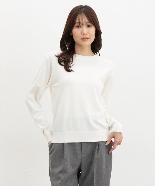 Honeys（ハニーズ）の「クルーネックニット（ニット/セーター・レディース・ベージュ/ブラウン/ブルー/杢グレー/レッド/アイボリー/ボルドー/ブラック・LL/L/S/M/3L）」の2枚目の写真