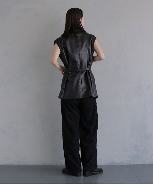 &g'aime(アンジェム)の「【&g'aime 】レザーライクベスト Leather Like Vest(ベスト・レディース・ブラウン/ブラック・FREE)」の13枚目の写真
