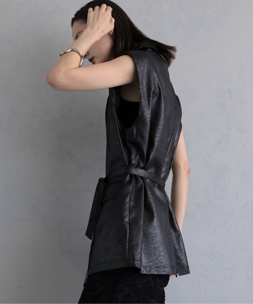 &g'aime(アンジェム)の「【&g'aime 】レザーライクベスト Leather Like Vest(ベスト・レディース・ブラウン/ブラック・FREE)」の7枚目の写真