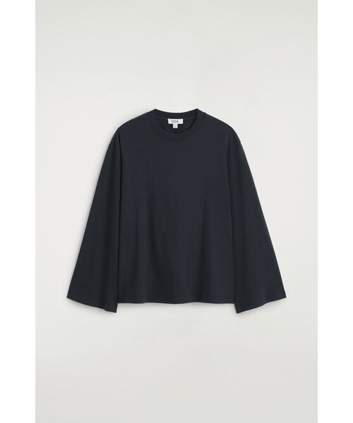 COS（コス）の「ブラッシュドコットン 長袖Tシャツ（Tシャツ/カットソー・レディース・ホワイト系/ブラック/グレー系その他・S/XS/M/L/XL）」の9枚目の写真