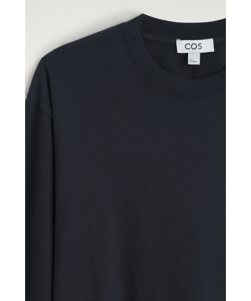 COS（コス）の「ブラッシュドコットン 長袖Tシャツ（Tシャツ/カットソー・レディース・ホワイト系/ブラック/グレー系その他・S/XS/M/L/XL）」の10枚目の写真