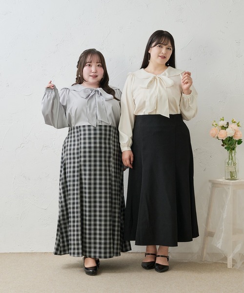 Louiosy(ルオシー)の「【Louiosy】【大きいサイズ】バックリボンマーメイドスカート(スカート・レディース・ブラック系その他/ブラック・4L/X-LARGE/3L)」の4枚目の写真