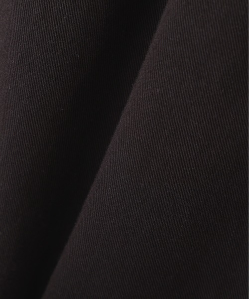 Y（ワイ）の「Ｙ /  [UNISEX] ORGANIC COTTON TENCEL CHINO TROUSERS（チノパンツ・メンズ・ブラック/ネイビー・MEDIUM/LARGE）」の11枚目の写真