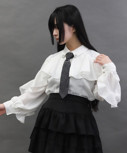 axes femme(アクシーズファム)の「タイ付ラッフルフリル長袖BL(シャツ/ブラウス・レディース・ワイン/ホワイト/ブラック・MEDIUM)」の8枚目の写真