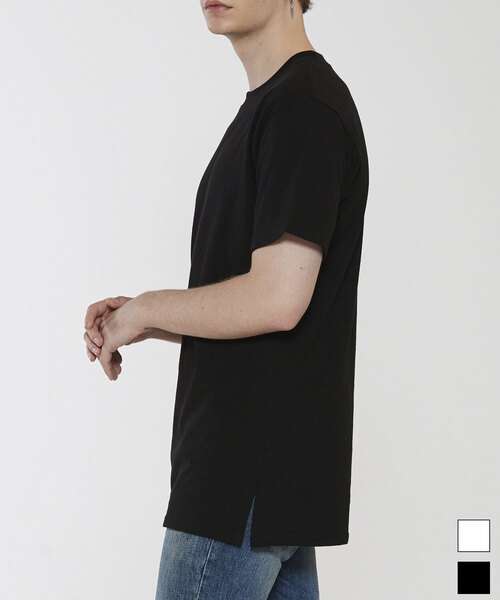 NANDE（ナンデ）の「[+5CM]20番手レイヤードロング半袖Tシャツ（Tシャツ/カットソー・レディース・ホワイト/ブラック・SMALL/MEDIUM/LARGE/X-LARGE）」の2枚目の写真