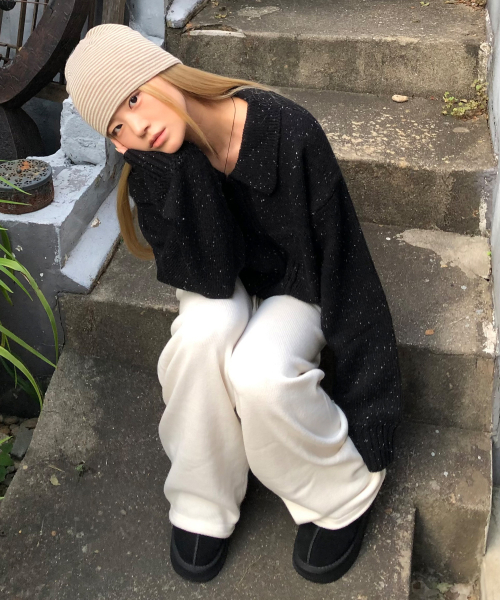 LMOOD WOMEN(エルムード ウーマン)の「PRETTANEV ニットカーディガンジャケット ブラック(カーディガン/ボレロ・レディース・その他・36/38)」の1枚目の写真