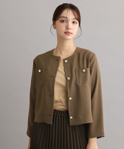 LAURA ASHLEY(ローラアシュレイ)の「【羽織りにおすすめ!刻印ボタン】ライトブークレジャケット(テーラードジャケット・レディース・ブラック/ベージュ・40/38)」の2枚目の写真