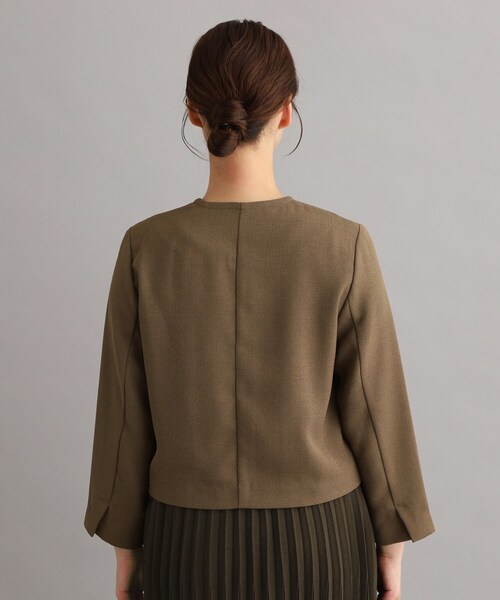 LAURA ASHLEY(ローラアシュレイ)の「【羽織りにおすすめ!刻印ボタン】ライトブークレジャケット(テーラードジャケット・レディース・ブラック/ベージュ・40/38)」の8枚目の写真