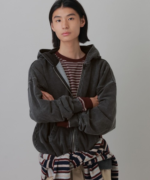 LAKOLE(ラコレ)の「ピグメントZIPフーディー / 819716(パーカー・メンズ・ブルー/レッド/ブラック・MEDIUM/LARGE)」の7枚目の写真