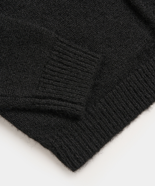 EXCONTAINER(エックスコンテナ)の「ヘアリー vneck クロップドカーディガン (BLACK)(カーディガン/ボレロ・メンズ・その他・MEDIUM/LARGE/X-LARGE)」の5枚目の写真