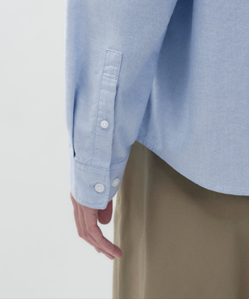 MUSINSA STANDARD（ムシンサスタンダード）の「クロップオックスフォードシャツ[ブルー]（シャツ/ブラウス・メンズ・その他・2XL/LARGE/X-LARGE/MEDIUM）」の2枚目の写真