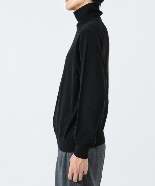 crepuscule(クレプスキュール)の「『別注』crepuscule×URBAN RESEARCH ハイゲージタートル(ニット/セーター・メンズ・ブルー/ブラック/イエロー/グレー/パープル/ベージュ・2/1)」の8枚目の写真