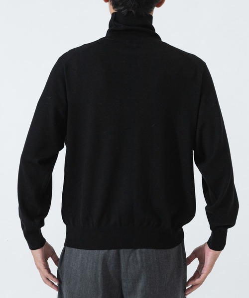 crepuscule(クレプスキュール)の「『別注』crepuscule×URBAN RESEARCH ハイゲージタートル(ニット/セーター・メンズ・ブルー/ブラック/イエロー/グレー/パープル/ベージュ・2/1)」の9枚目の写真