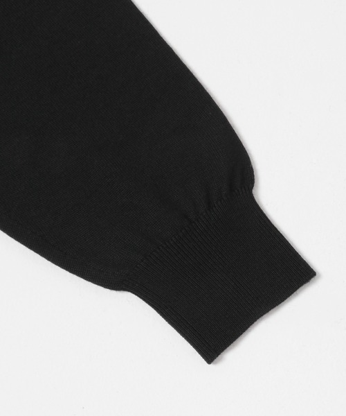 crepuscule(クレプスキュール)の「『別注』crepuscule×URBAN RESEARCH ハイゲージタートル(ニット/セーター・メンズ・ブルー/ブラック/イエロー/グレー/パープル/ベージュ・2/1)」の11枚目の写真