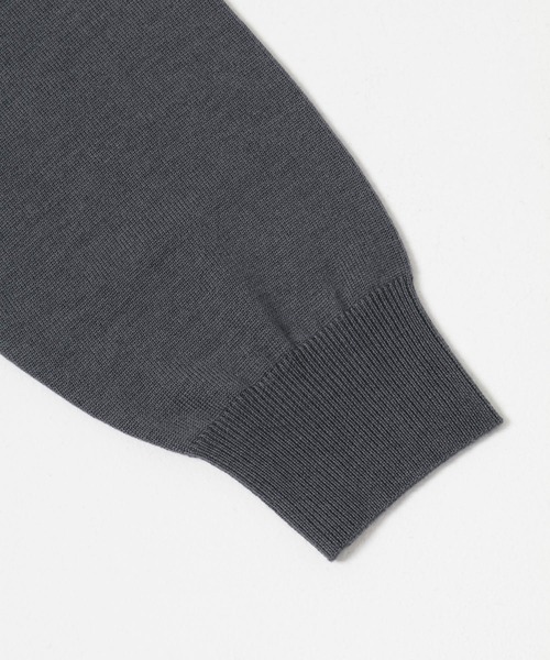 crepuscule(クレプスキュール)の「『別注』crepuscule×URBAN RESEARCH ハイゲージタートル(ニット/セーター・メンズ・ブルー/ブラック/イエロー/グレー/パープル/ベージュ・2/1)」の13枚目の写真