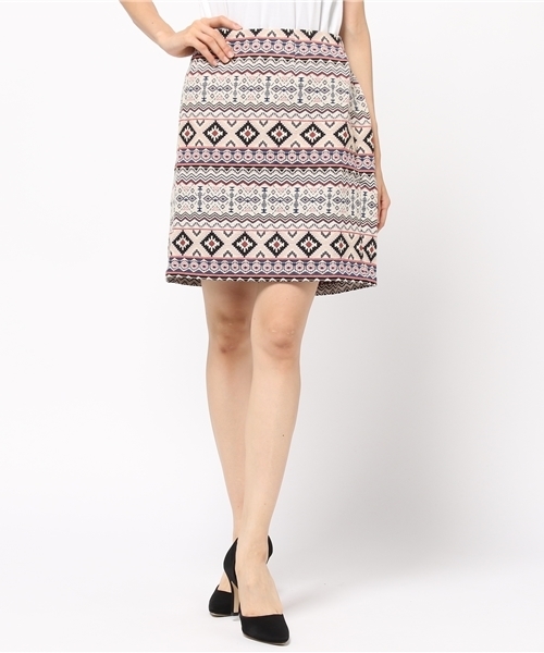 archives（アルシーヴ）の「ジャガード　タイトスカート（スカート・レディース・オフホワイト/ネイビー・MEDIUM）」の10枚目の写真