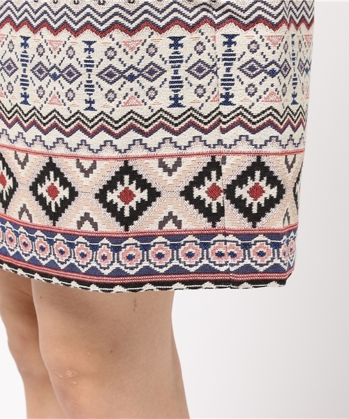 archives（アルシーヴ）の「ジャガード　タイトスカート（スカート・レディース・オフホワイト/ネイビー・MEDIUM）」の7枚目の写真