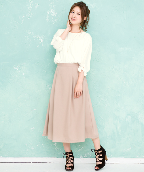 Pierrot（ピエロ）の「袖リボンシフォンブラウス（シャツ/ブラウス・レディース・ネイビー/オフホワイト/カーキ/ピンクベージュ・M/L）」の15枚目の写真