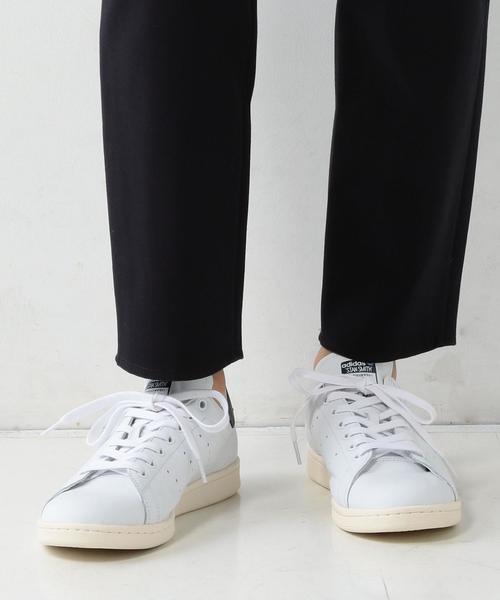 adidas（アディダス）の「＜adidas(アディダス)＞ STANSMITH ◆（スニーカー・メンズ・ホワイト・25.5cm/26cm/26.5cm/27cm/27.5cm/28cm/28.5cm）」の3枚目の写真