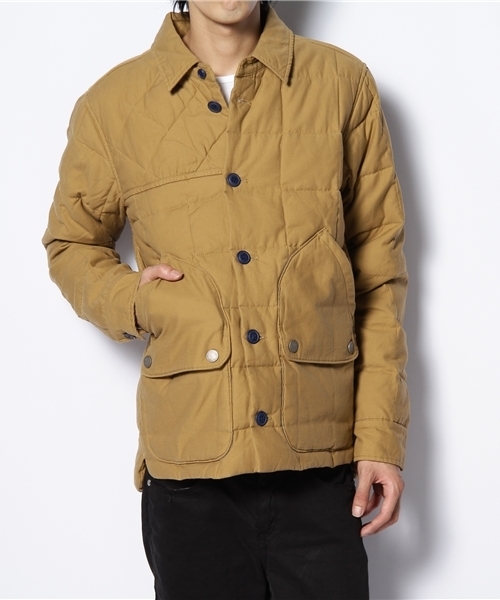 R.NEWBOLD（アールニューボールド）の「OLD&NEW/DOWN SHIRT/215000（ダウンジャケット/コート・メンズ・ベージュ/ネイビー・MEDIUM/LARGE/X-LARGE）」の2枚目の写真