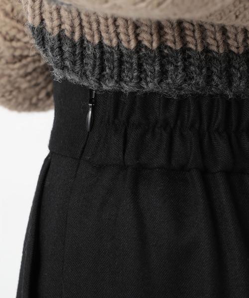 BEAUTY&YOUTH UNITED ARROWS(ビューティーアンドユースユナイテッドアローズ)の「BY∴ サキソニータックワイドパンツ ◆(その他パンツ・レディース・オフホワイト/ブラック/ダークグレー/ライトピンク/レッド・SMALL/MEDIUM/LARGE)」の13枚目の写真