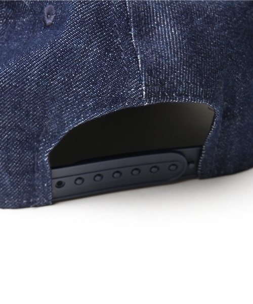 XLARGE（エクストララージ）の「XLARGE×NEW ERA 9FORTY D-Frame（キャップ・メンズ・アッシュグレー/インディゴブルー/カーキ/ブラック・ONE SIZE）」の5枚目の写真