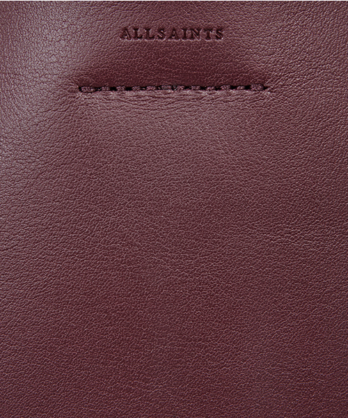 ALLSAINTS(オールセインツ)の「KEPI SHOULDER BAG | 2WAYショルダーバッグ(ショルダーバッグ・レディース・ブラック/レッド・ONE SIZE)」の14枚目の写真