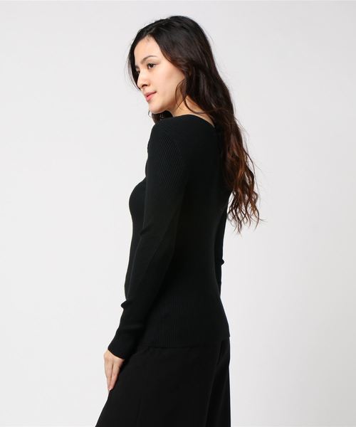 KOBE LETTUCE（コウベレタス）の「いつものITEMもLadyなデザインで差をつけて♪前後2WAY！レースアップデザイン細リブニットトップス/レディースセーター/長袖[C3051]神戸レタス（ニット/セーター・レディース・オフホワイト/ピンク/グレー/ブラック・FREE）」の6枚目の写真