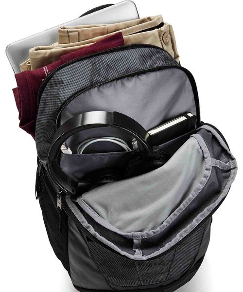 UNDER ARMOUR(アンダーアーマー)の「メンズ バックパック / ハッスル3 0(バックパック/リュック・メンズ・ブラック/ネイビー/グレー/ピンク/インディゴブルー/カモフラージュ/グレー系カモフラージュ・ONESIZE)」の15枚目の写真